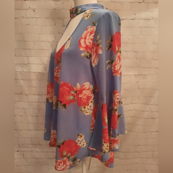 Woman's Flowy Floral Print Blouse - Boutique Brand - Plus Size 1X -NWT - Picture 2 of 12